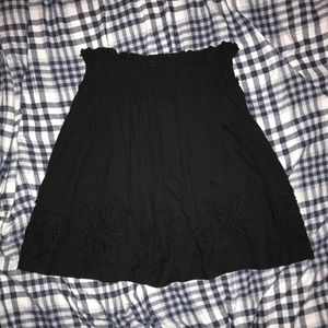 MACYS FLORAL BLACK SKIRT